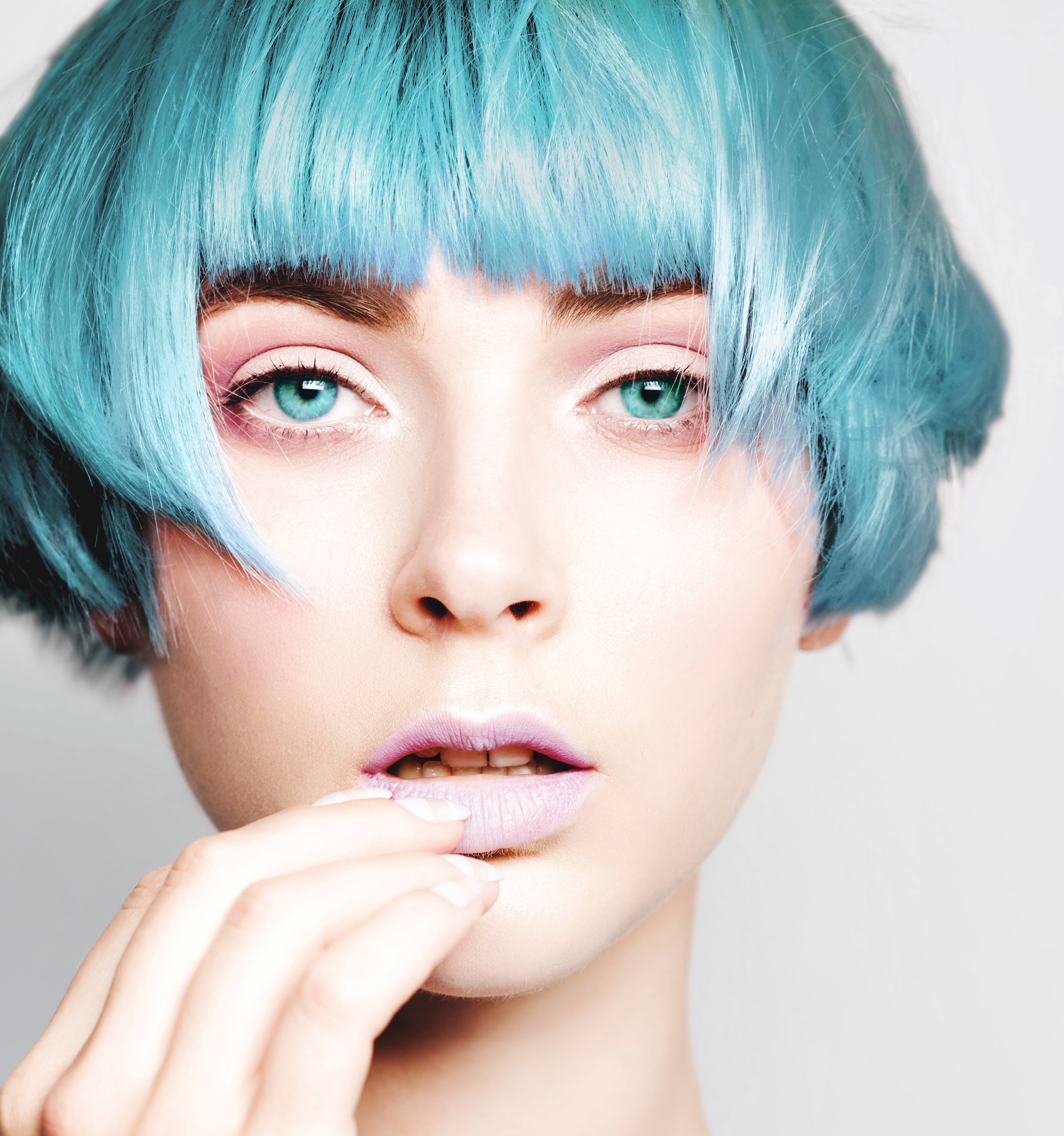OSMO Icon Metallic Pastel hair colour Aquamarine